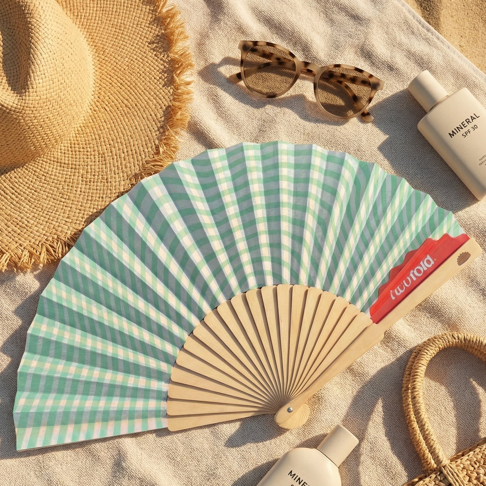 "Easy does it" Fan - Twofold